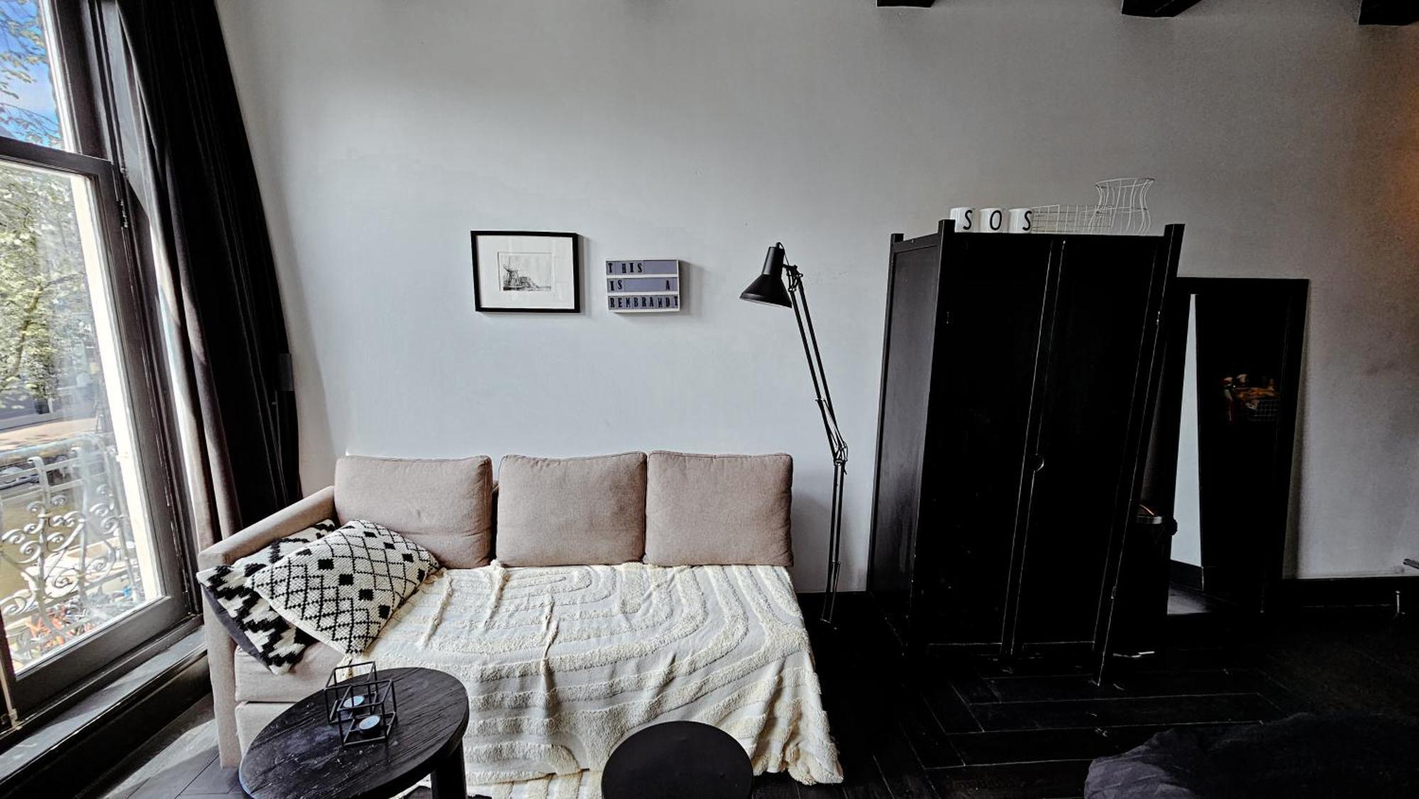 The Black Beauty Private Studio With Canal View From 1799 Amsterdam Eksteriør bilde
